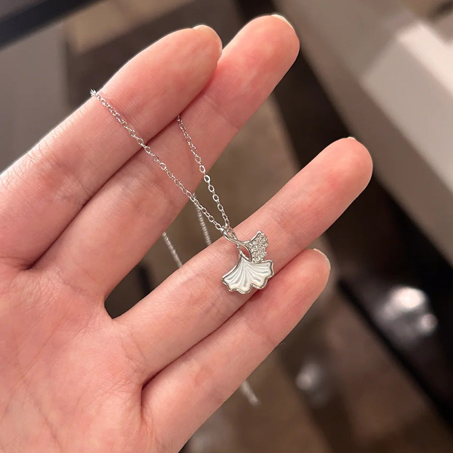 Women's Gem Chinese Style National Jeweled Light Necklaces