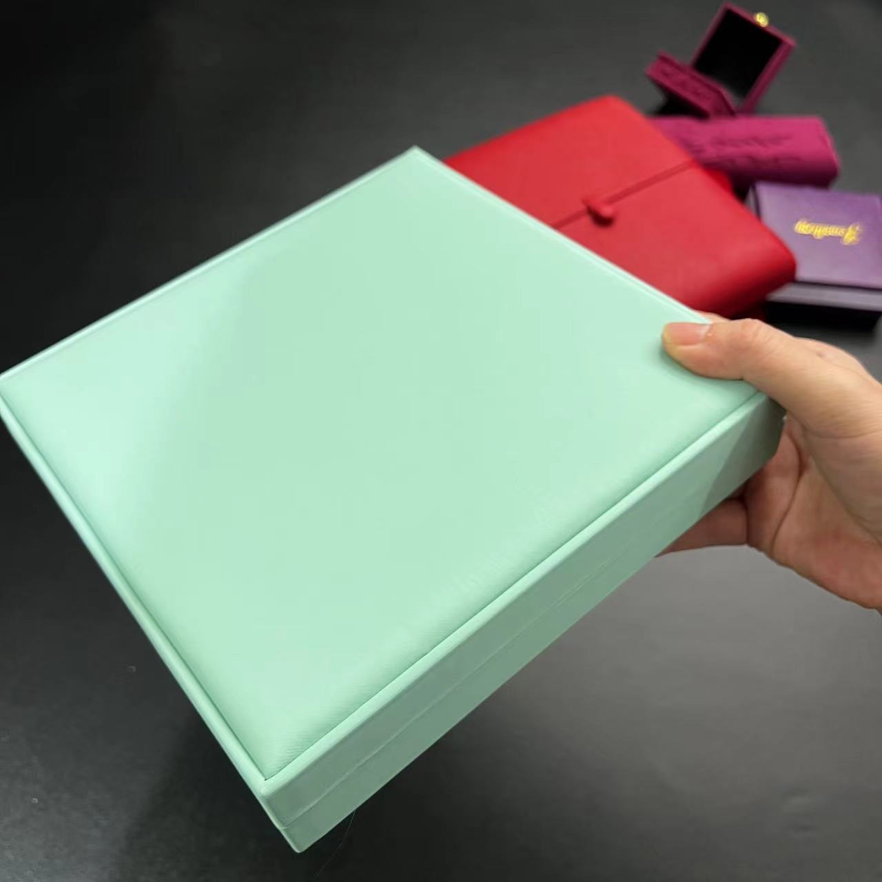 Box No Shipping For Individual Purchase Necklaces