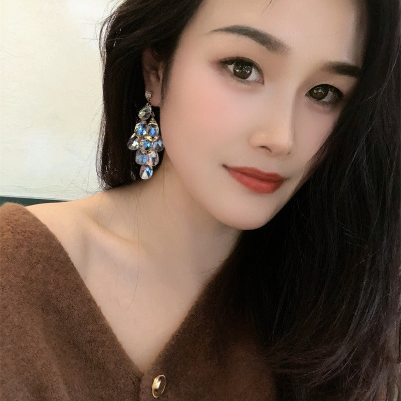 Water Drop White Crystal Dangle Fashion Stud Earrings