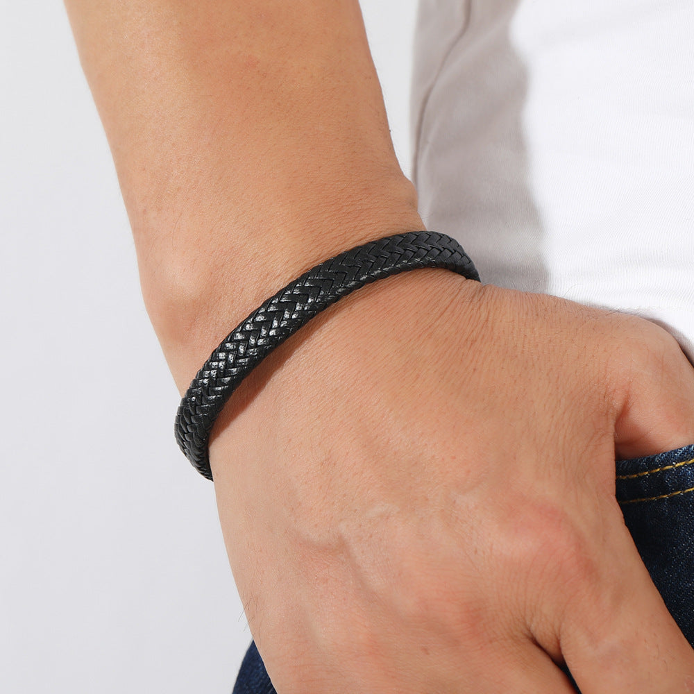 Men's Simple Leather Woven Alloy Magnetic Snap Bracelets