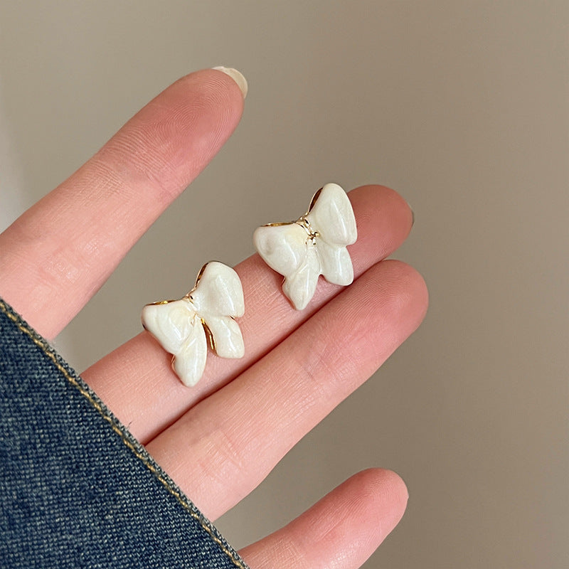 Women's Mori Style French Retro Camellia For Design Earrings