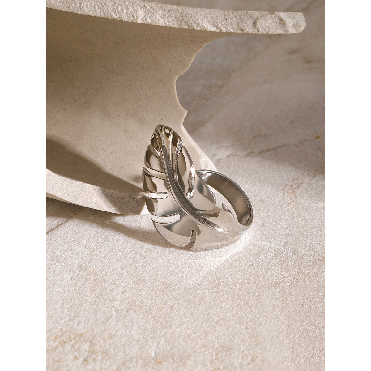 Minimalist Design Niche Leaf Feather Open Rings