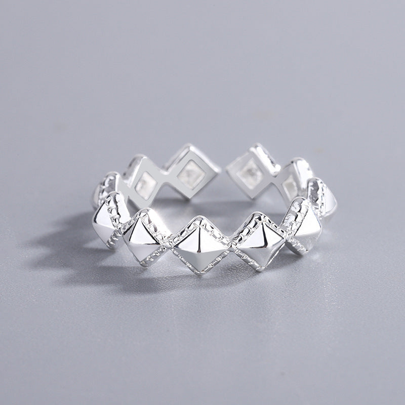 Retro Punk Distressed Snake Flower Personality Rings