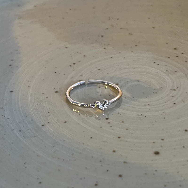 Open Female Graceful Personality Niche Design Cold Rings
