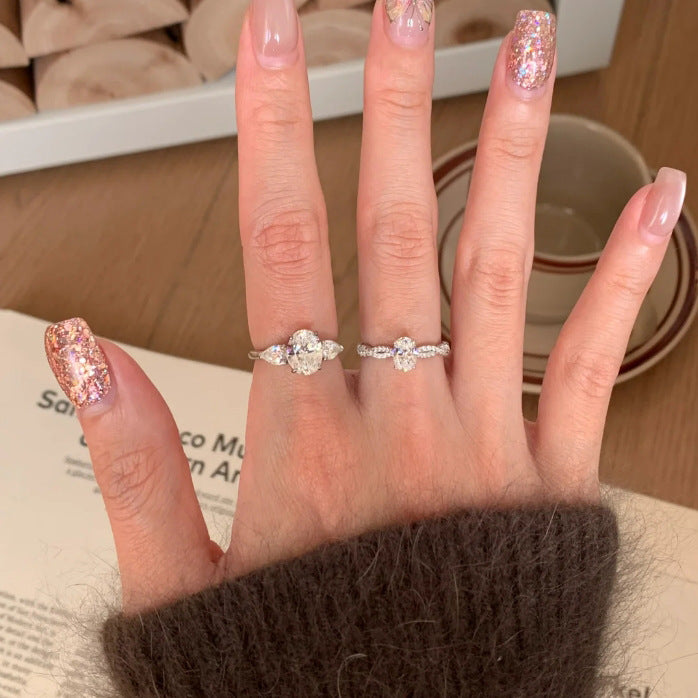 Spiral Big Diamond Oval Female Twist Arm Design Simple Rings