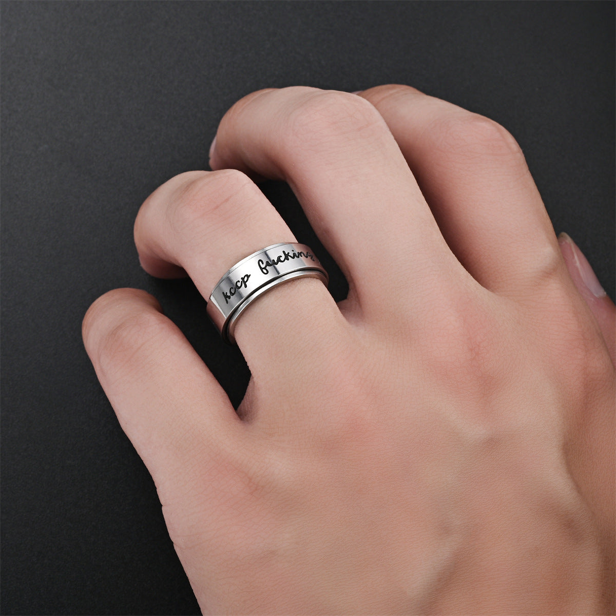 Slouchy Comfortable Fashion Decompression Rotatable Inspirational Rings