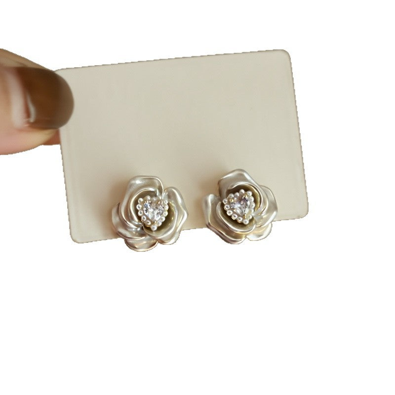 Women's Pearl Light Luxury High-grade Special Interest Fashion Stud Earrings