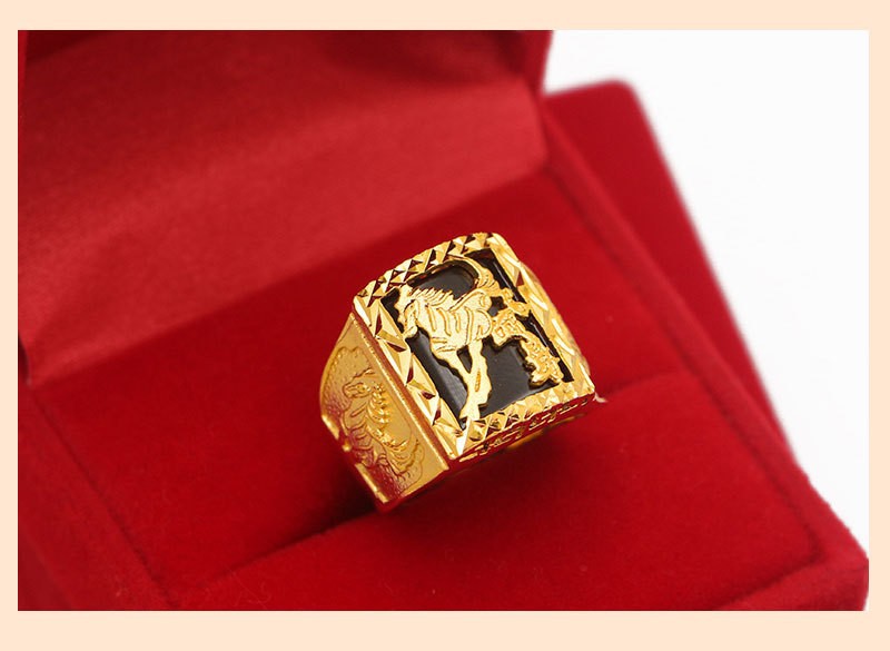 Vietnam Placer Gold Domineering Wings Eagle Hollow Man's Faucet Ring