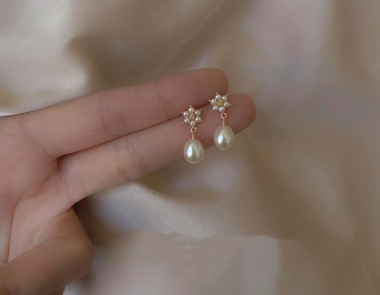 Natural Freshwater Pearl Ear Clip Small Eardrops Earrings