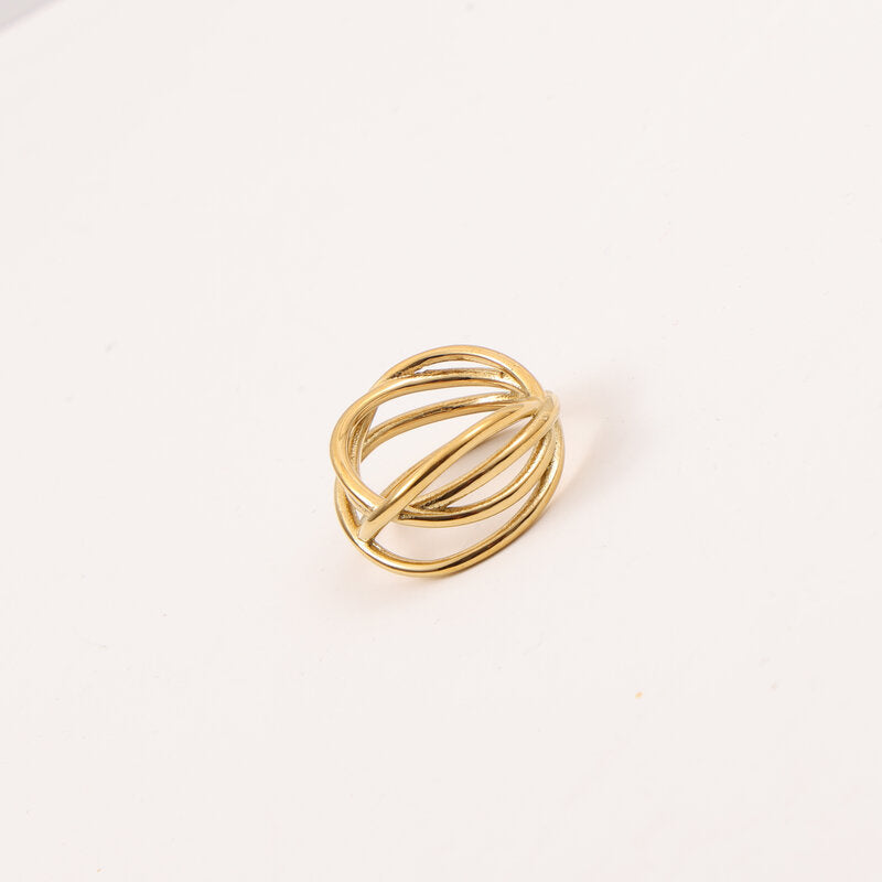 Winding Hollow Line Titanium Steel Gold Bracelets