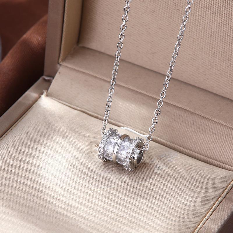 Women's Ornament High-grade Exquisite Affordable Luxury Fashion Necklaces