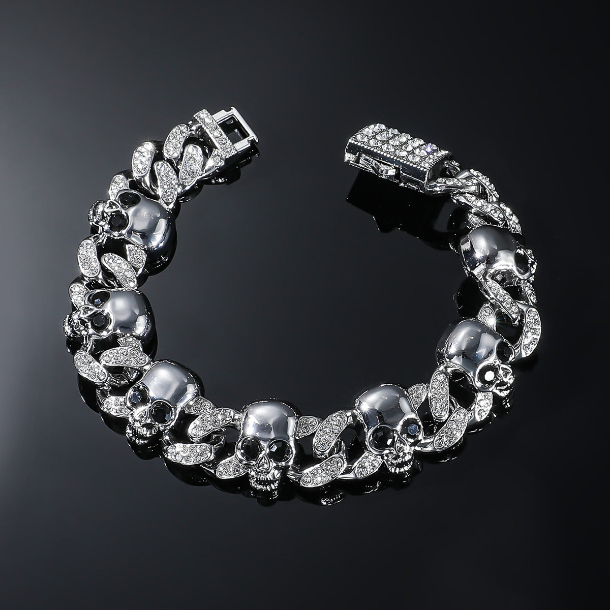 Men's Fashion Punk Creative Personality Skull Metal Necklaces