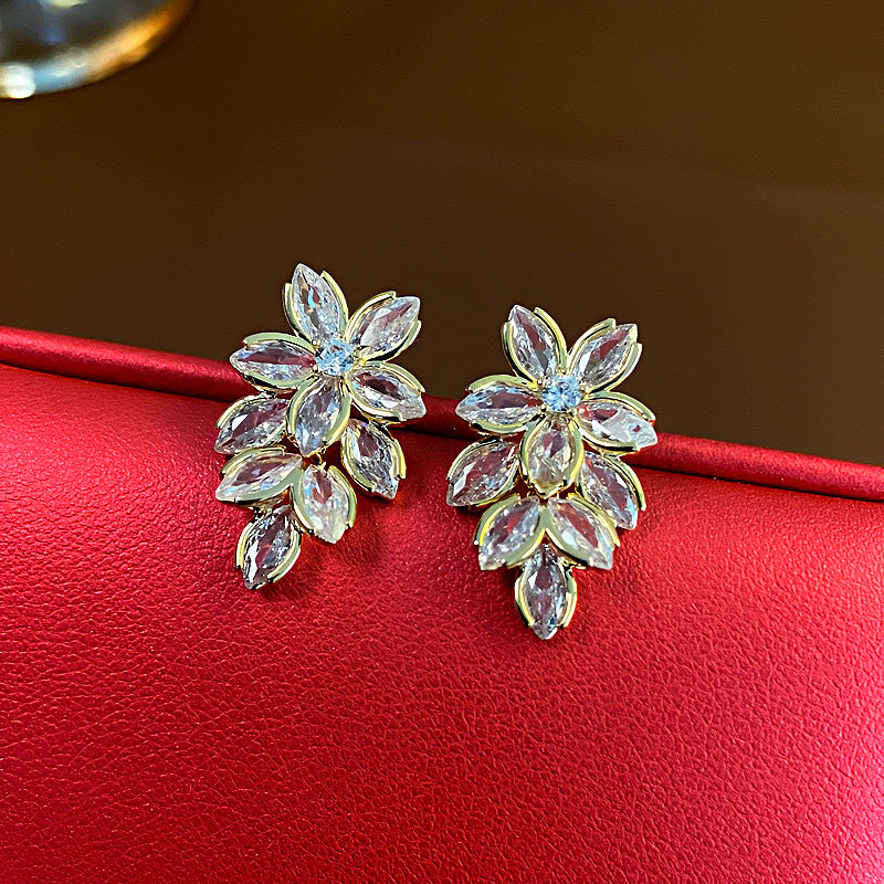 Women's Flower Zircon Ear Light Luxury Minority Rings