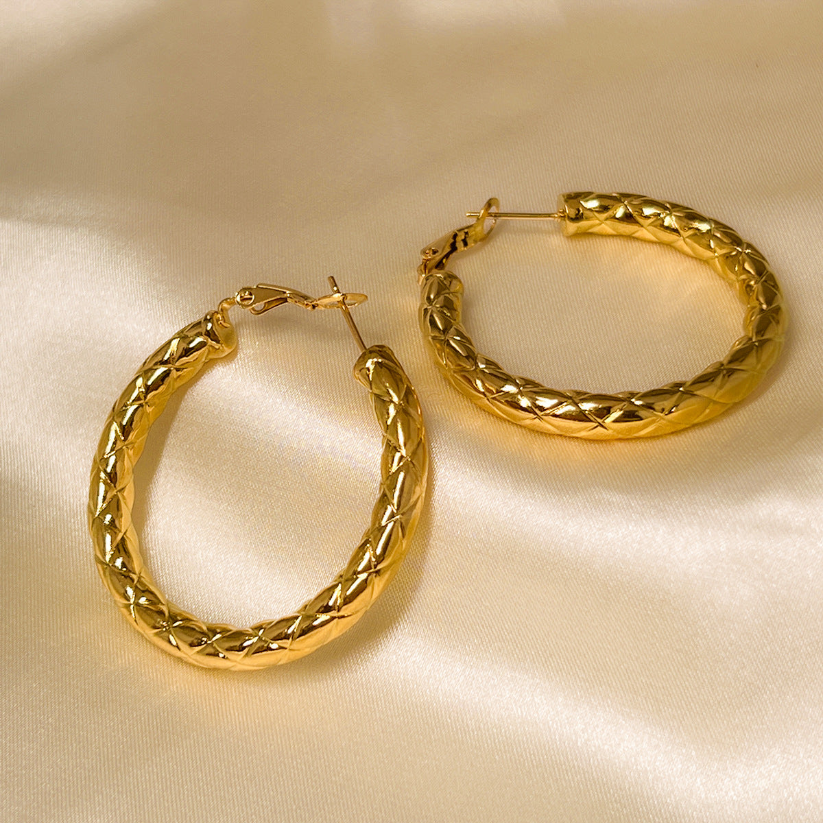 Summer High-grade Exaggerated Metallic Titanium Steel Gold-plated Earrings
