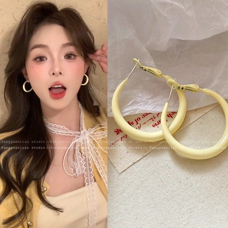 Dopamine Colorful Circle Simple Female Seaside Vacation Style High Earrings