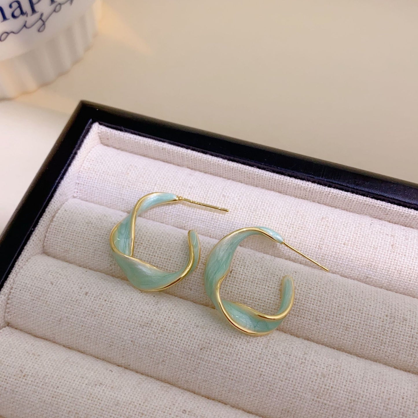 Trendy Female Light Luxury Minority French Earrings