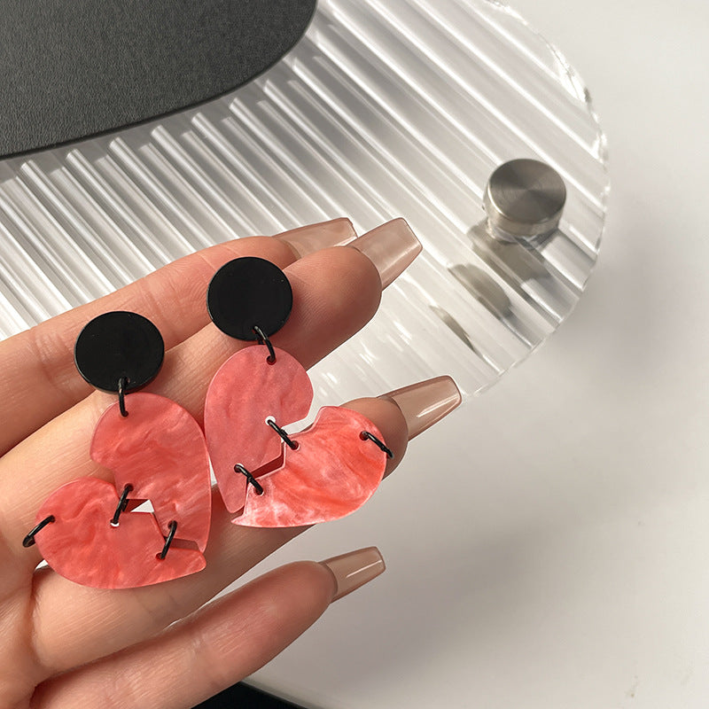Peach Chess Pull Creative Design Broken Earrings