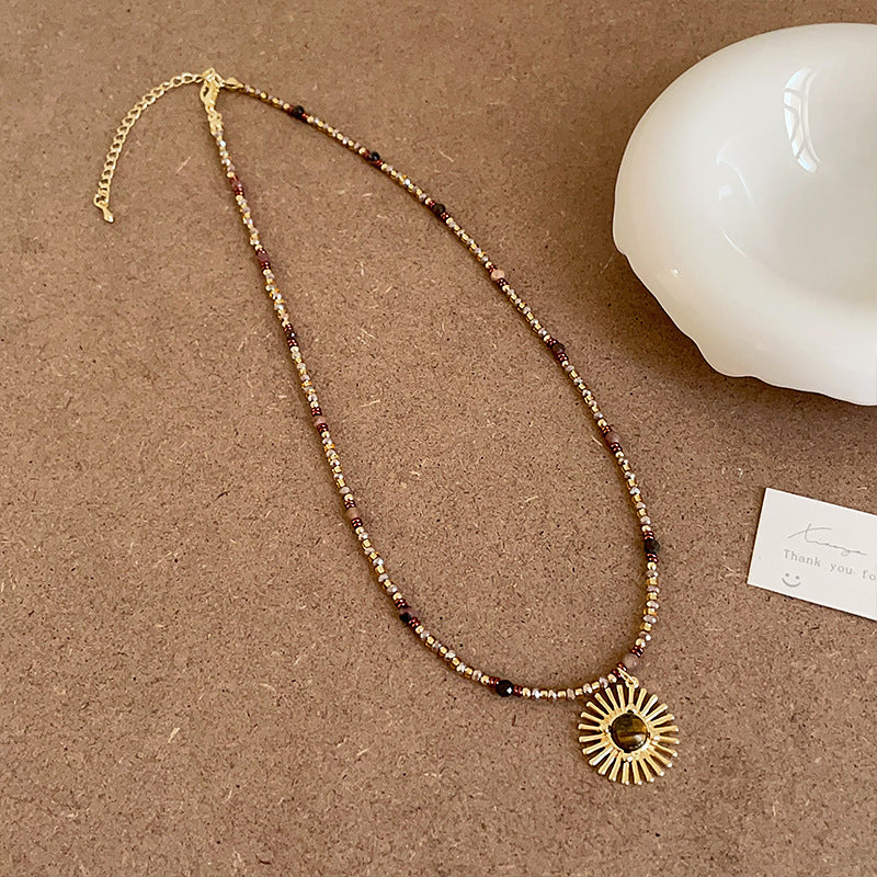 Stone Beaded Female Niche Retro Personality Necklaces