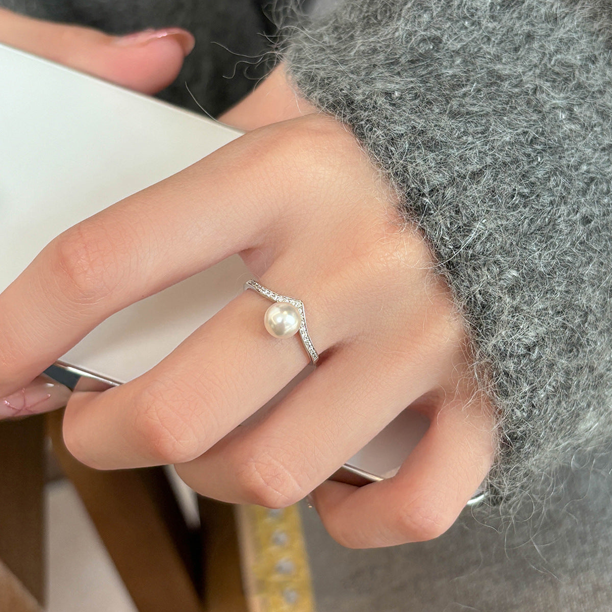 Women's High Sense Light Luxury Minority Design Temperament Wild Korean Ring