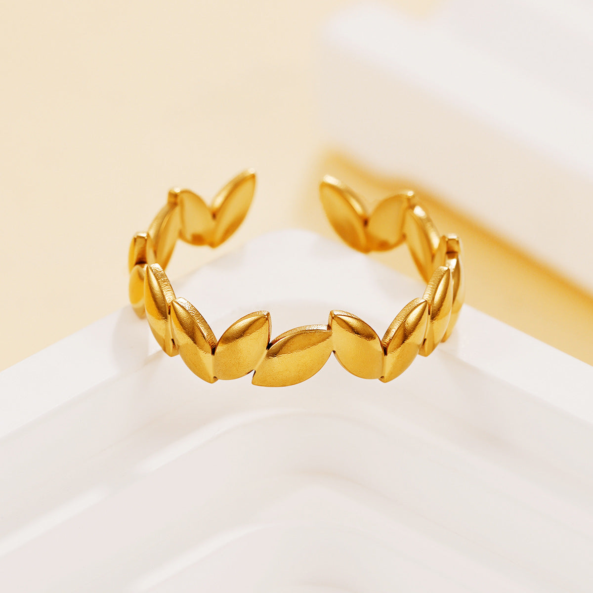 Steel Fresh Mori Glossy Small Leaf Sweet Open Rings