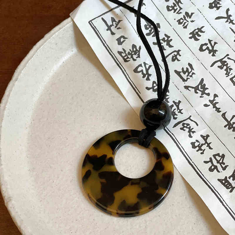 Simple Versatile Sweater Chain Niche High-grade Necklaces