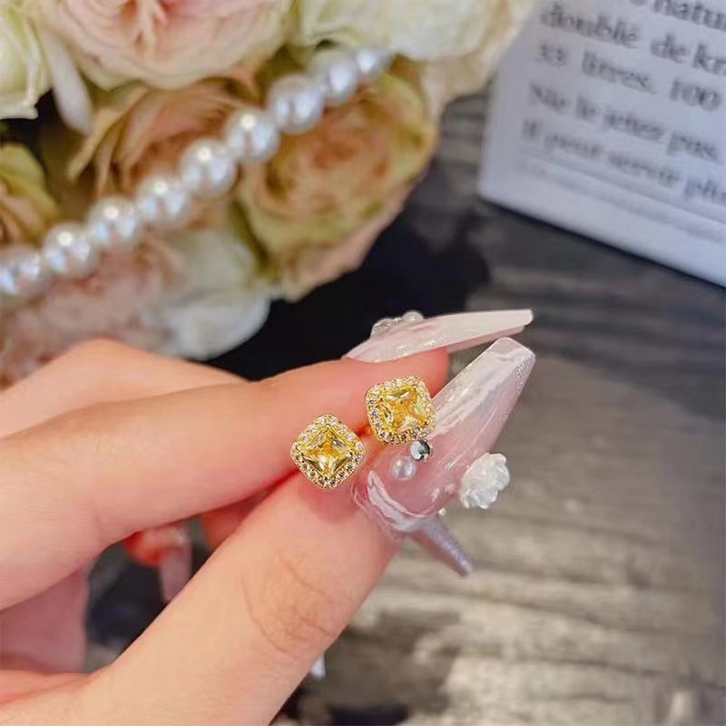 Light Luxury Super Flash Small Sugar Cube Female Citrine Necklace