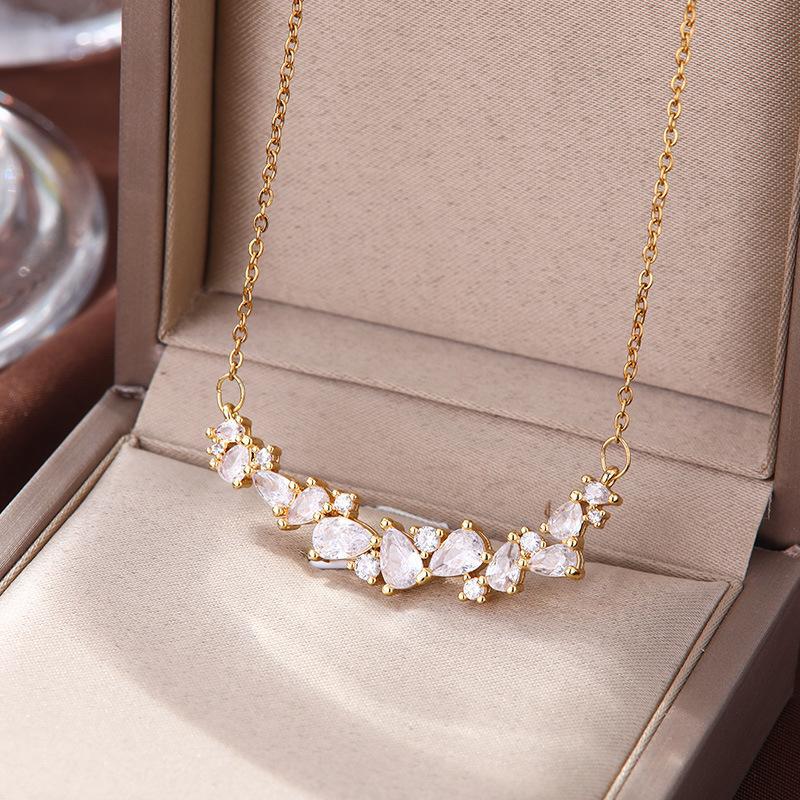 Women's Ornament High-grade Exquisite Affordable Luxury Fashion Necklaces