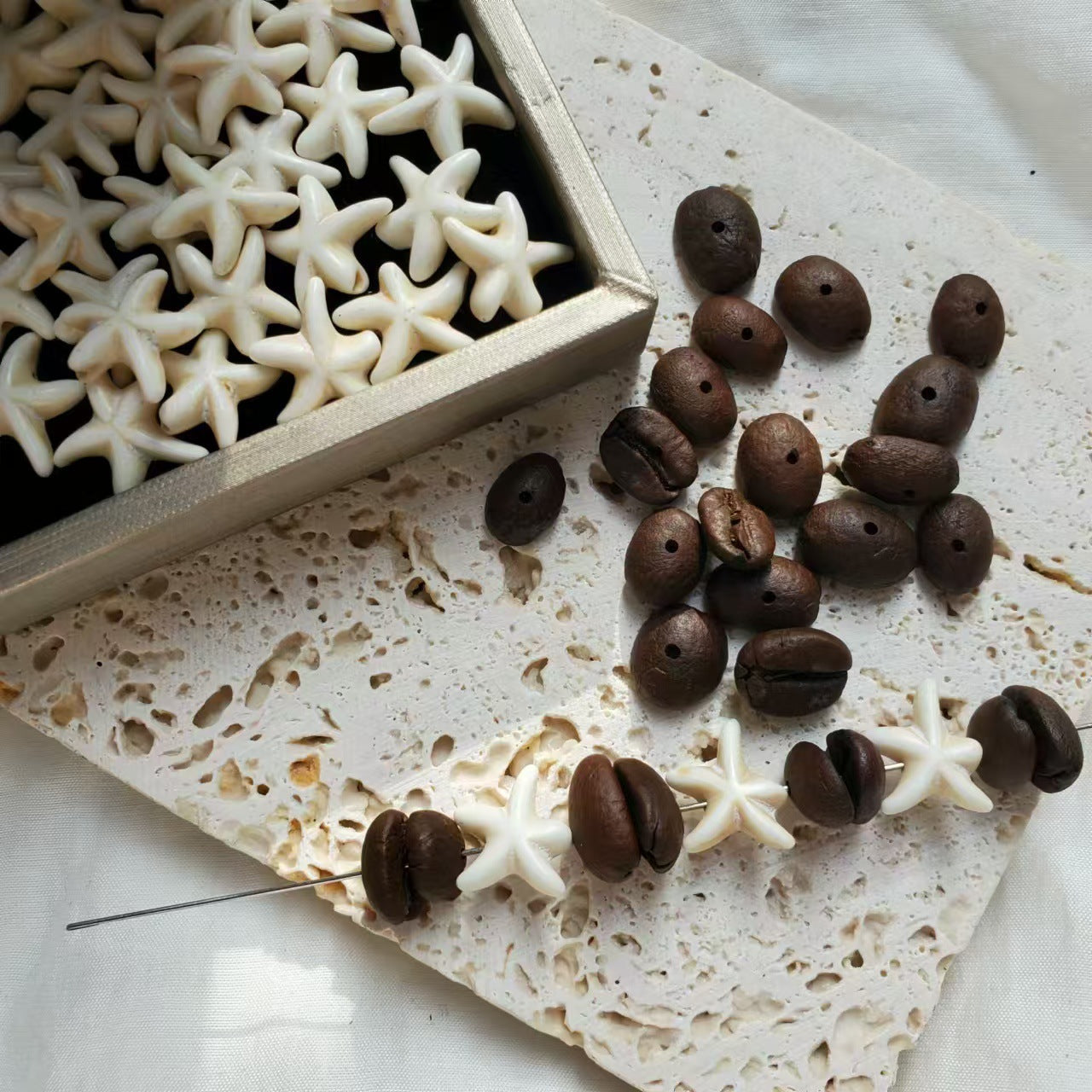 One Thousand Pieces Per Bottle Get Bracelets