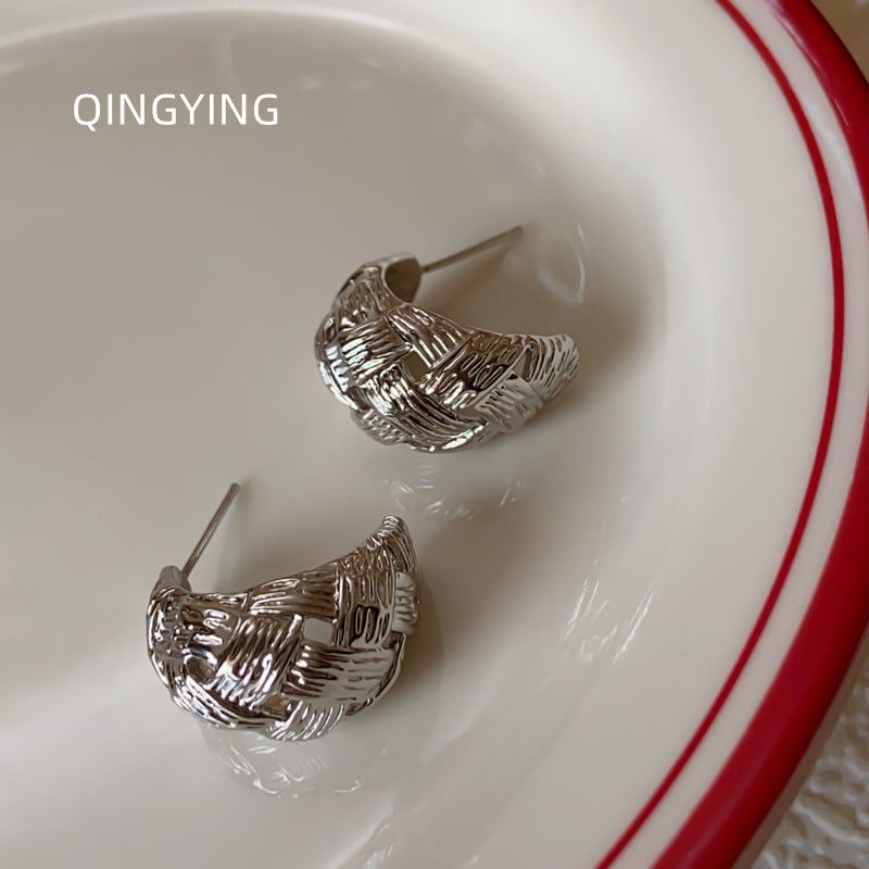 Vintage Weave Hollow Crescent Shaped Female Earrings