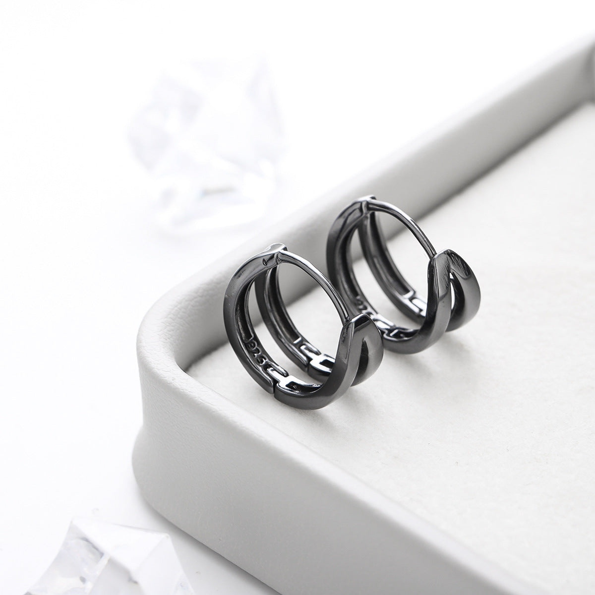 Women's & Men's Classic High Sense Ear Clip Fashion Earrings