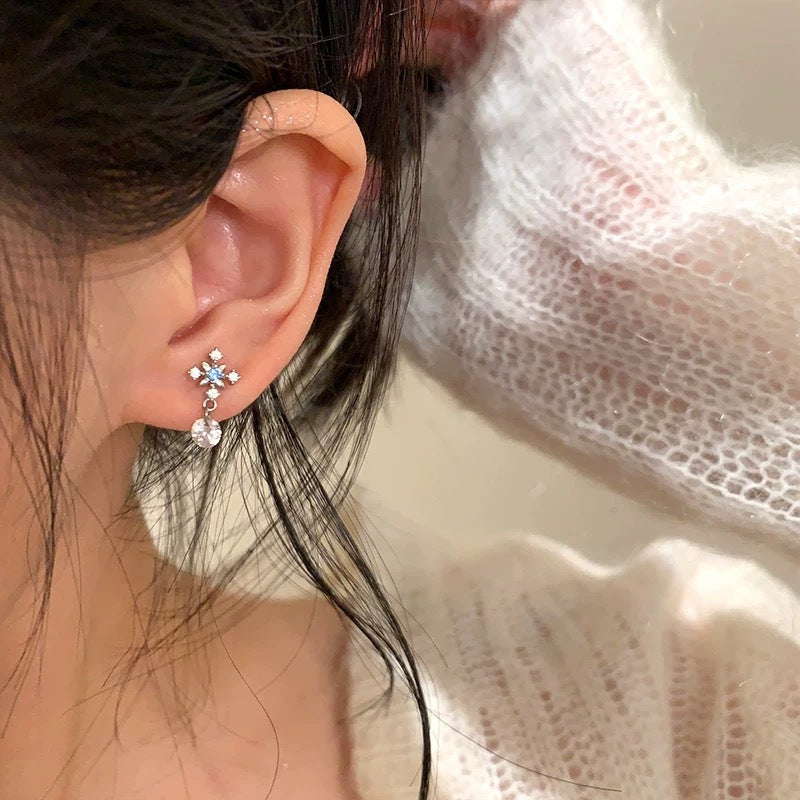 Women's Zirconium Butterfly Cross Petite High-grade Light Earrings