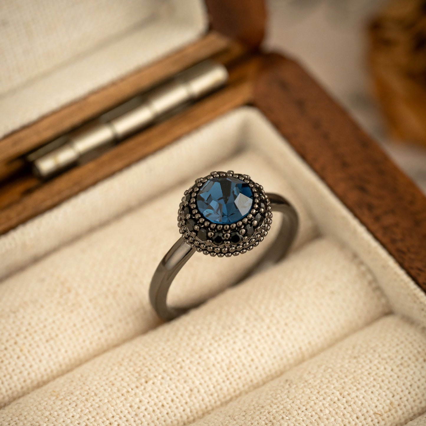 Trendy Cool Ink Blue Zircon Three-piece Pendants