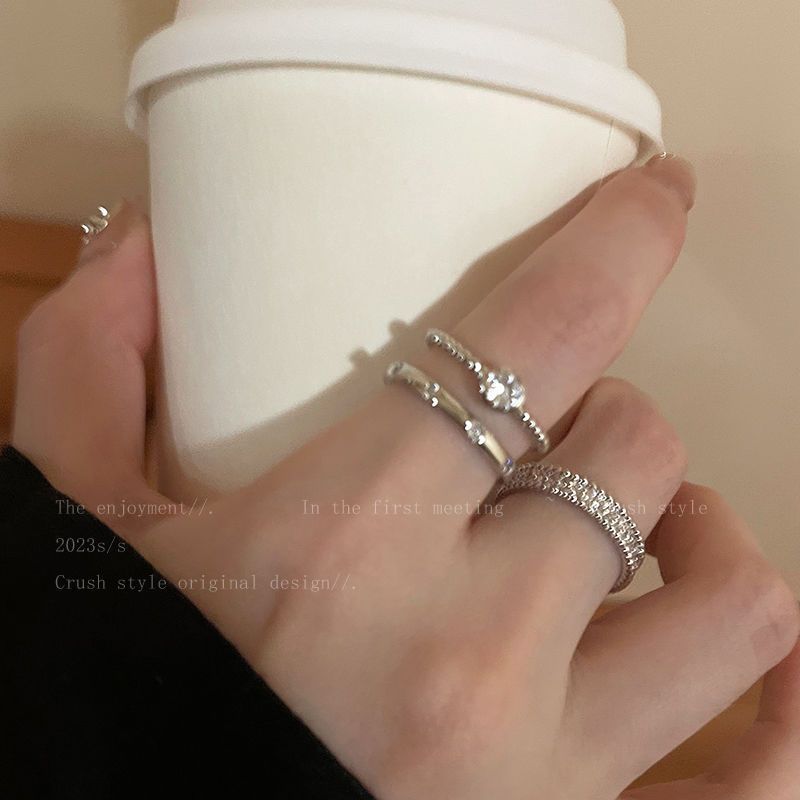 Female Design High Sense Index Finger Ring