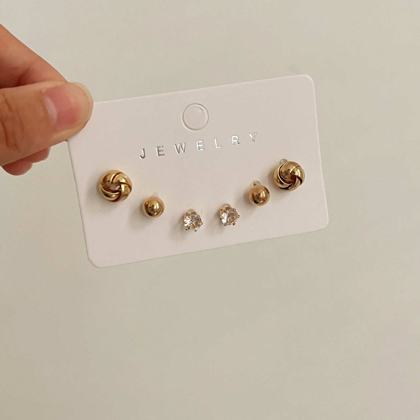 Women's Needle Unique Small Exquisite Set Ear Earrings