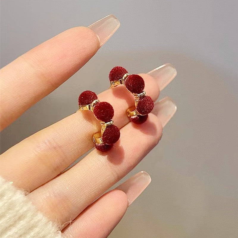 Simple Female Sier Light High-grade Small Ear Earrings