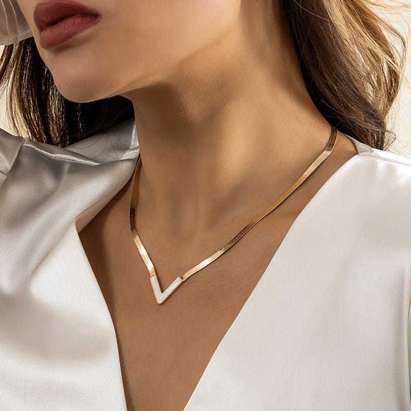 Titanium Steel V-shaped Light Luxury High-grade Flat Snake Necklaces