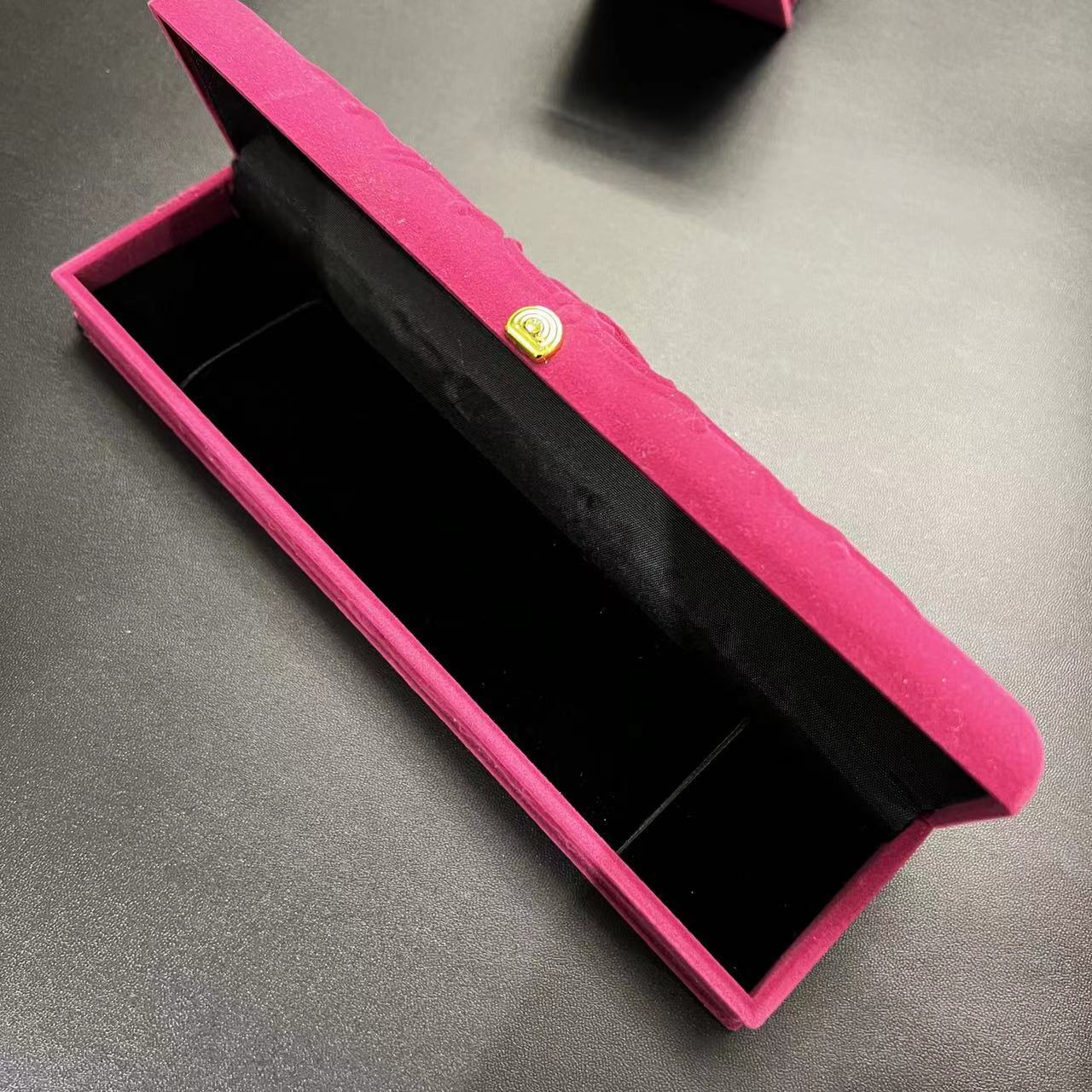 Box No Shipping For Individual Purchase Necklaces