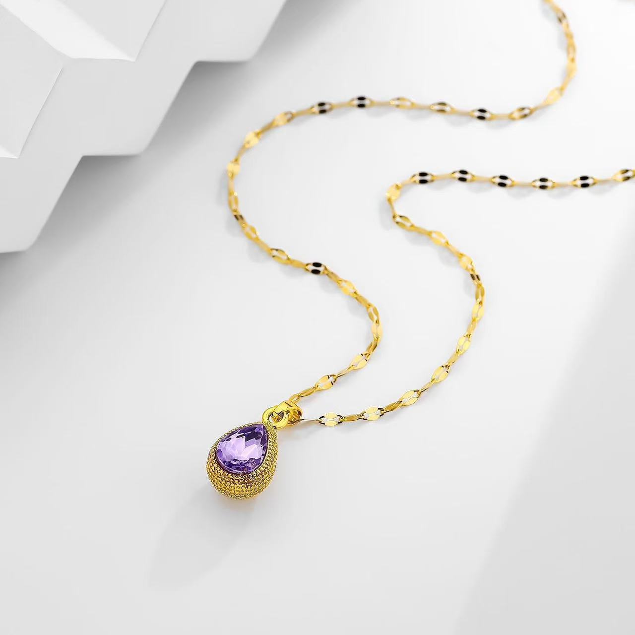 Women's Droplet Fashionable Temperamental High-grade Durian Clavicle Necklaces