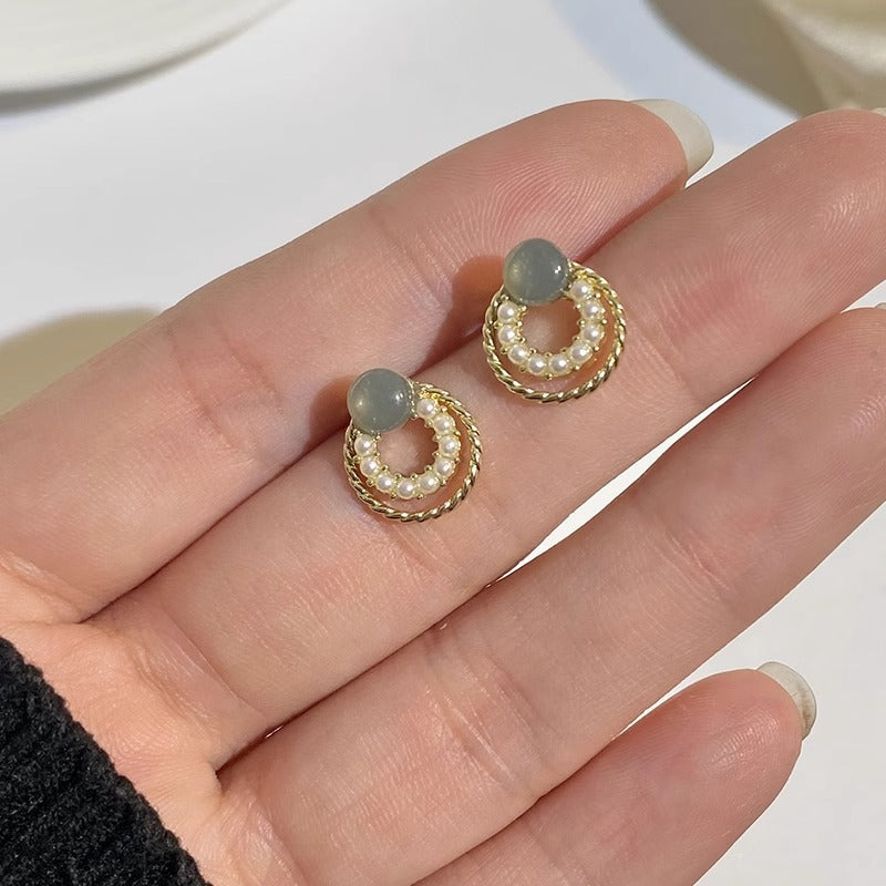 Women's Luxury High-grade Sier Needle Simple Elegance Earrings