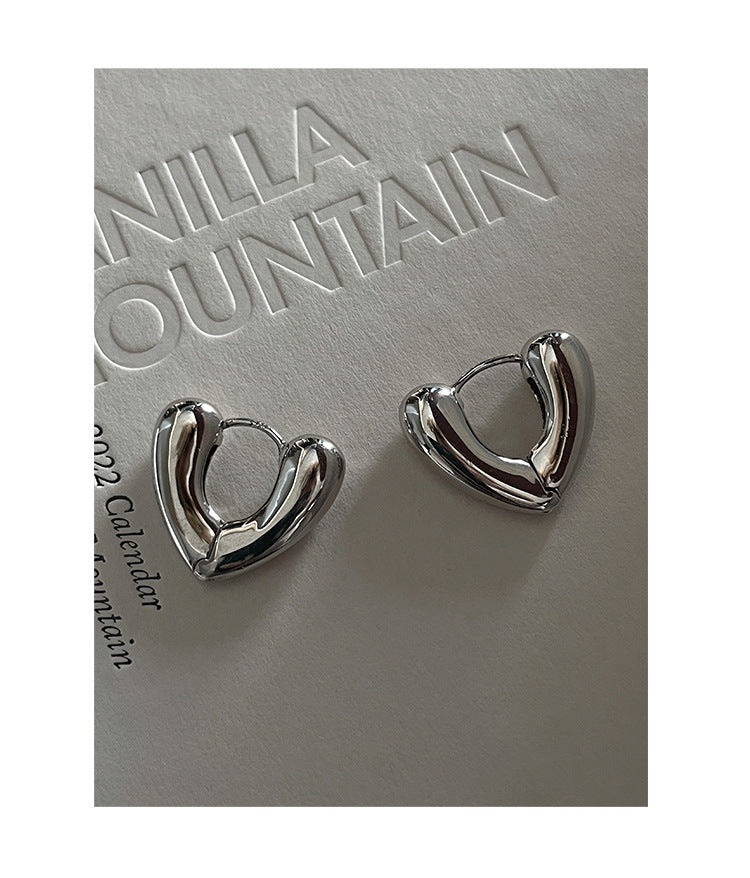 Heart Hollow Niche Design Advanced Cold Wind Exquisite Small Earrings