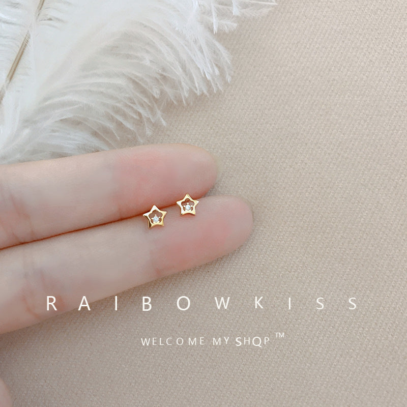 Women's Star Ear Design Trendy Pentagram Simple Earrings