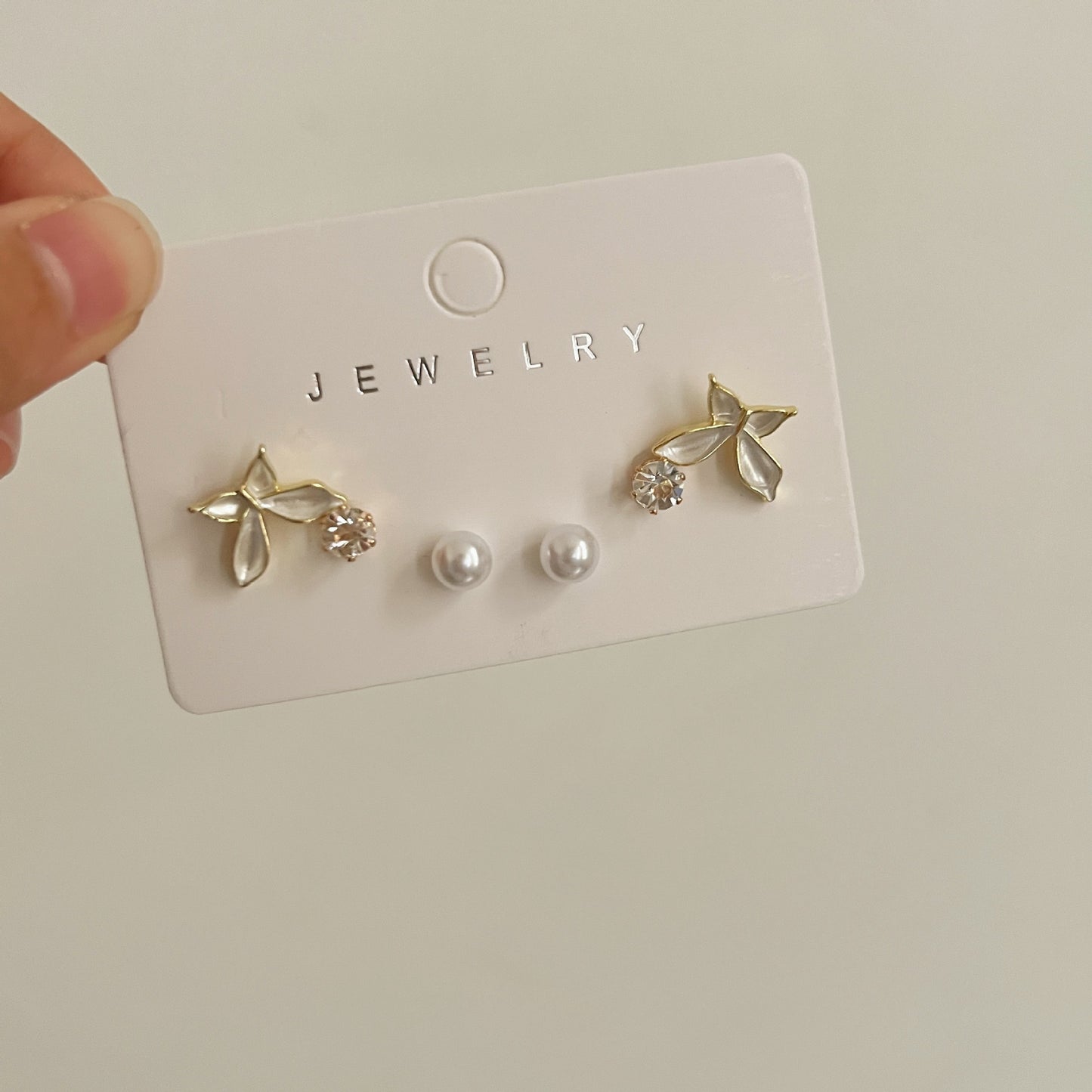 Women's Needle Unique Small Exquisite Set Ear Earrings