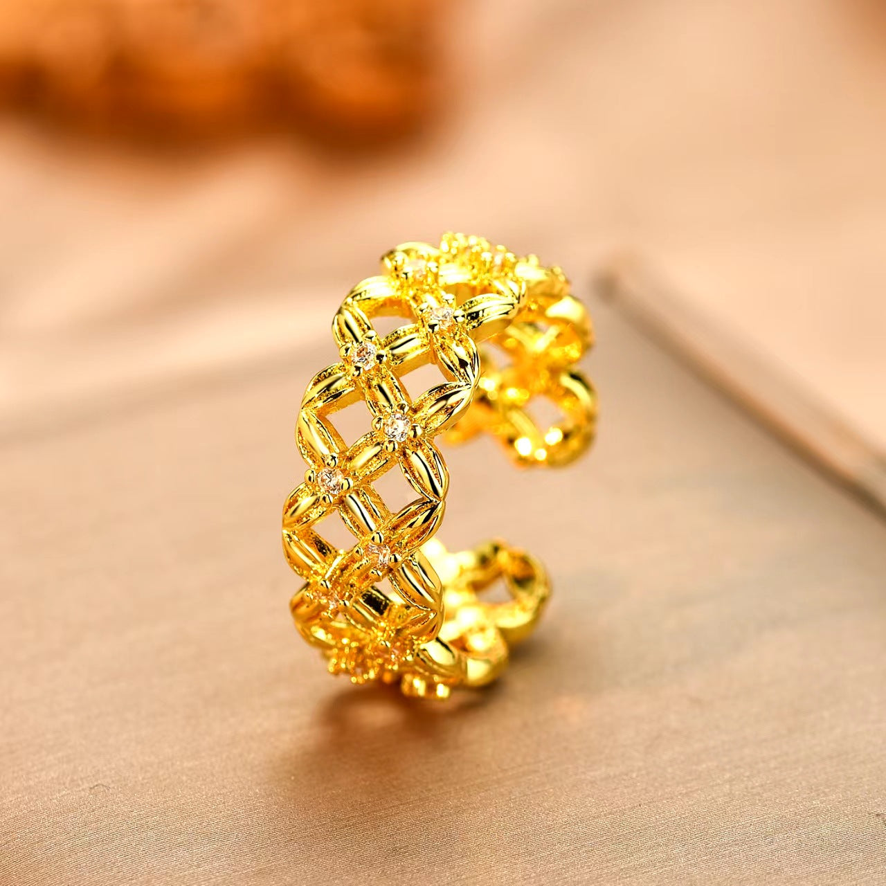 Flowers Like Brocade Four-leaf Flower Spot Drill Lace Hollow Affordable Rings