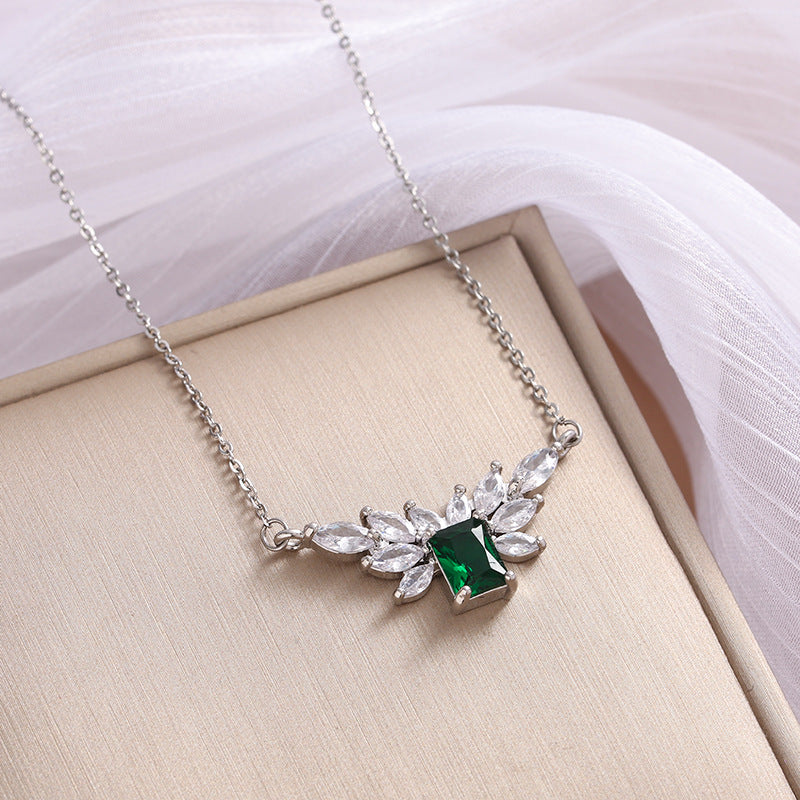 Titanium Steel Diamond Four-leaf Flower Female Necklaces