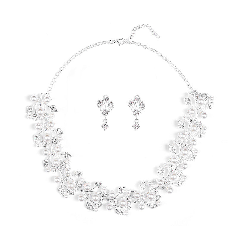 Women's Style Personality Pearl Suite Fashion Temperament Alloy Electroplated Bride Jewelry Set