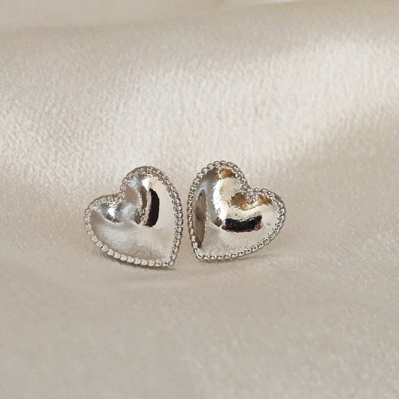 Women's Creative Simple Pearl Vintage Ornament Earrings