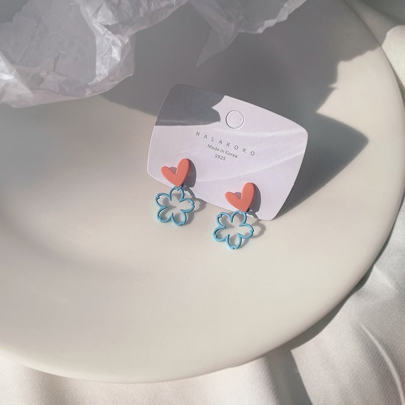 Color Hollow Small Flower Love Heart Female Elegant Simple Earrings