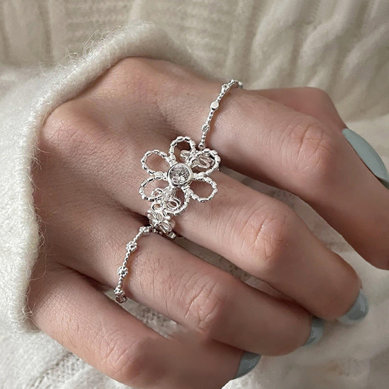 Women's Hollow Flower Open Niche Design Simple Rings