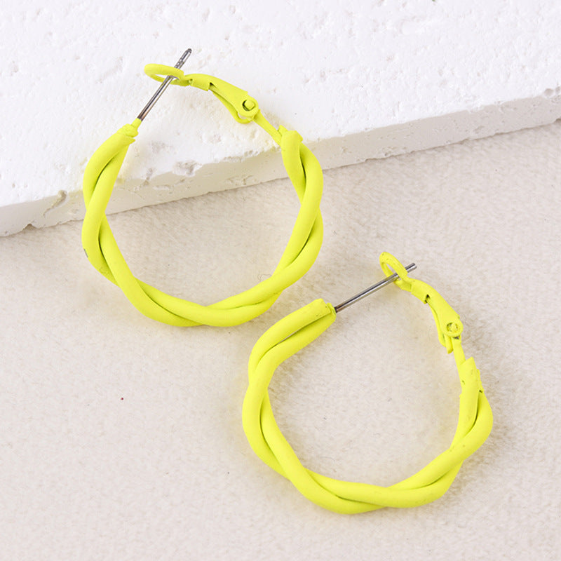 Niche High-grade Winding Circle Metal Candy Earrings