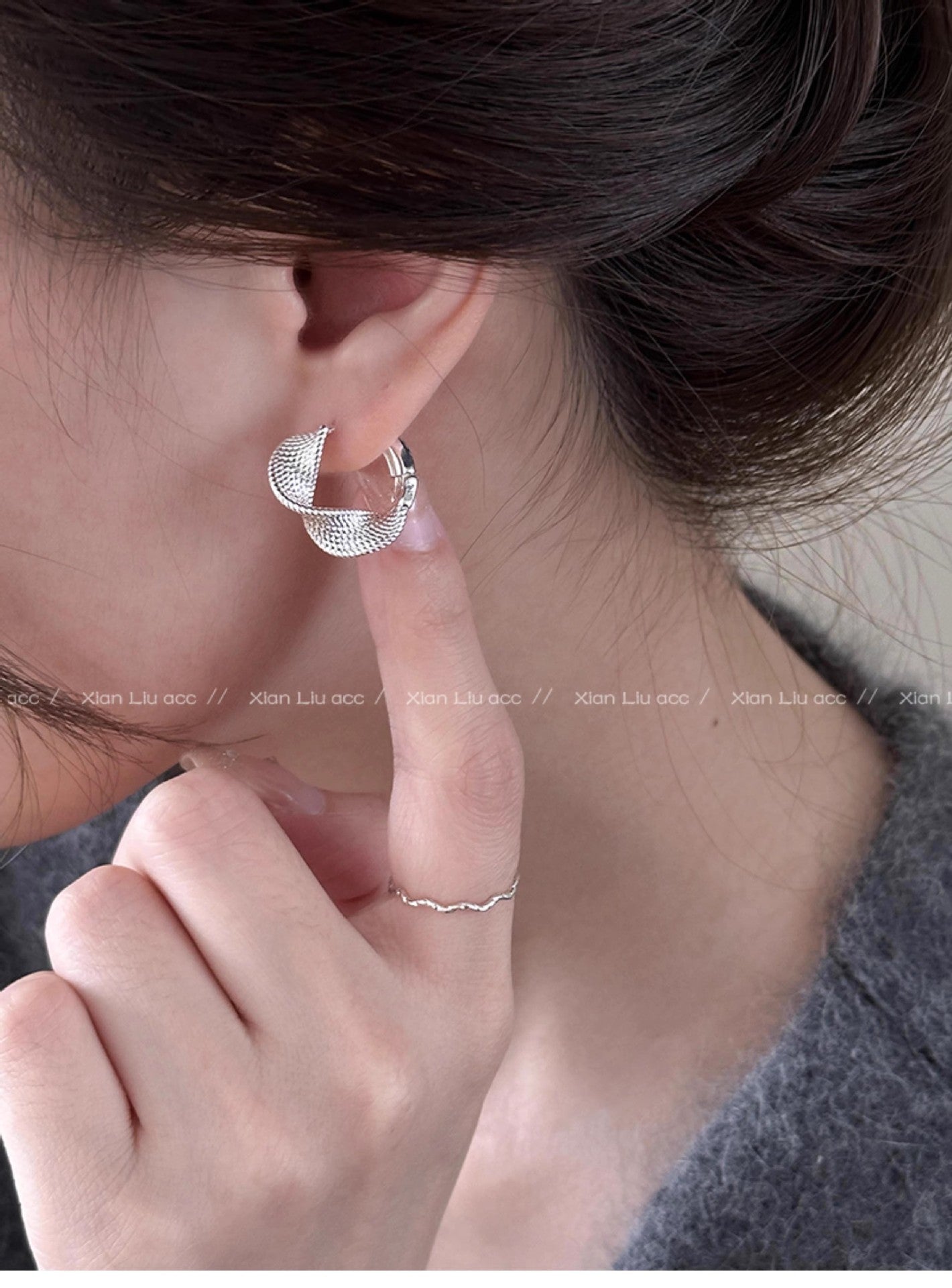 Twist Texture Eardrop Female Light Luxury Minority Earrings